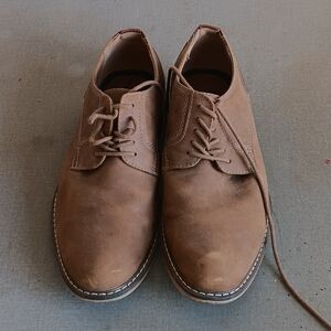 Steve Madden Brown Lace-Up Derbys